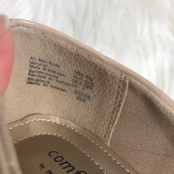 [Comfort Plus] Nude Round Toe Heel - Picture 3 of 7